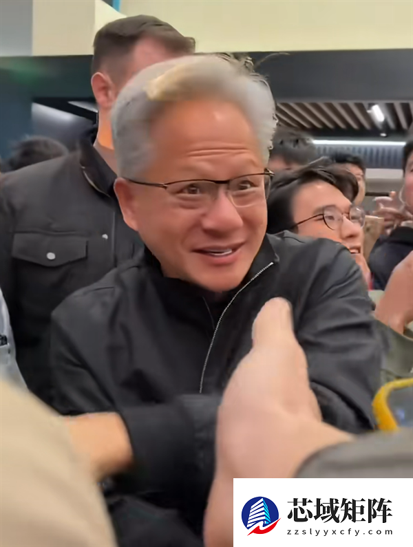 黄仁勋现身上海北京：一路吃、喝、逛、买