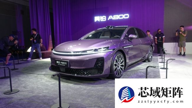 广汽昊铂 A800 广州车展公布内饰，搭载华为乾崑智驾与鸿蒙座舱