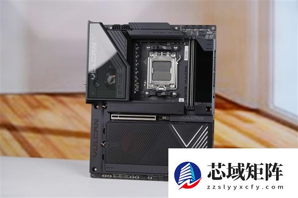 刷新超频记录！七彩虹iGame X870E Vulcan OC V14图赏