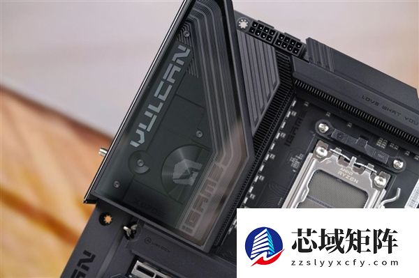 刷新超频记录！七彩虹iGame X870E Vulcan OC V14图赏