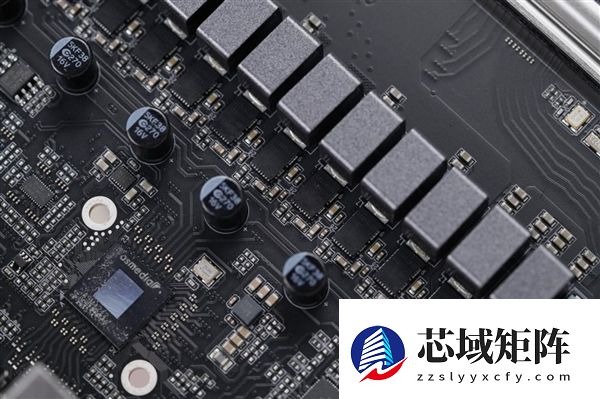 刷新超频记录！七彩虹iGame X870E Vulcan OC V14图赏