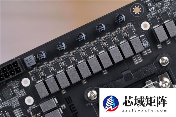 刷新超频记录！七彩虹iGame X870E Vulcan OC V14图赏