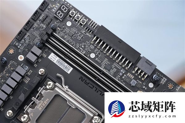 刷新超频记录！七彩虹iGame X870E Vulcan OC V14图赏