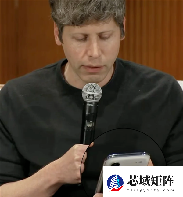 苹果已降价2500元！OpenAI CEO晒个人主力机 直言iPhone Air很酷