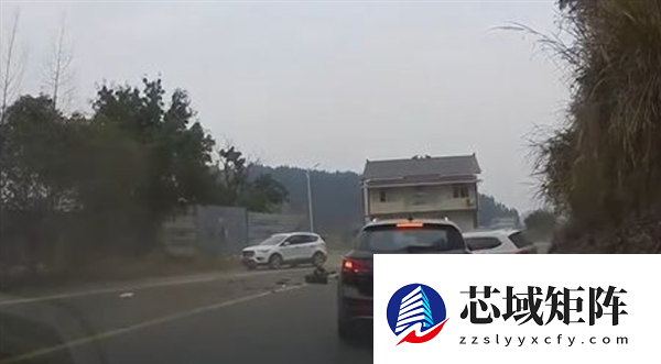 生死一线！罐车弯道撞车突发死亡摇摆：双向司机被吓出冷汗