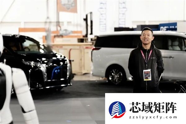 贾跃亭“造人”上热搜 机器人1.7万开卖 已拿下1211台订单