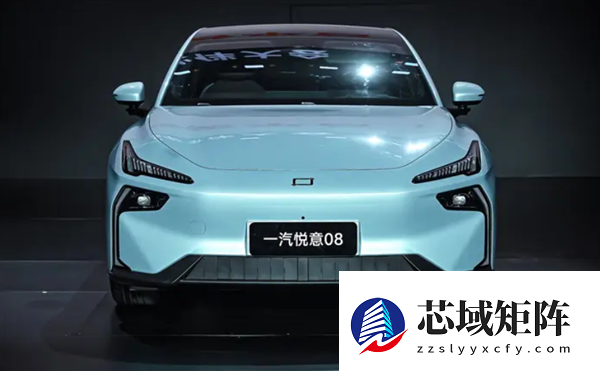 FAW尾标正式上车！一汽悦意08量产车首次亮相：配备星河瀑布动态灯组