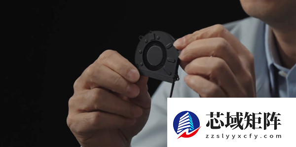 华为李小龙拆解MatePad Edge：揭秘28W电脑级性能释放关键