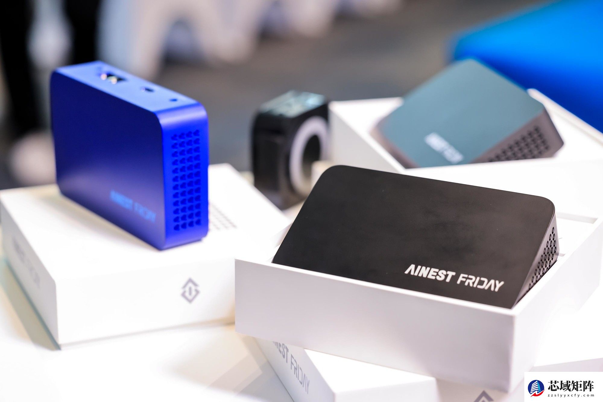 AINEST FRIDAY首日众筹37.4万美金，本地化AI重塑数据主权