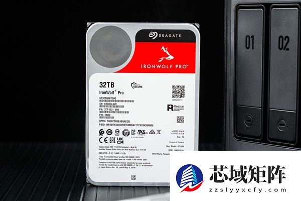 希捷酷狼Pro充氦硬盘32TB评测：多盘位NAS全程高能