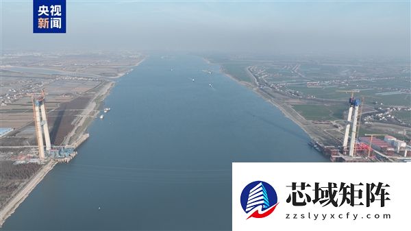 基建狂魔新纪录：世界最大跨度双层斜拉-悬索协作大桥主塔封顶