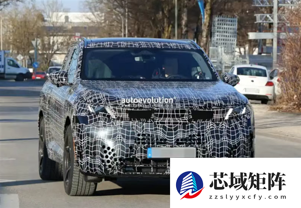 动力强悍！全新宝马X5 M60谍照曝光：搭载4.4T V8引擎+48V轻混