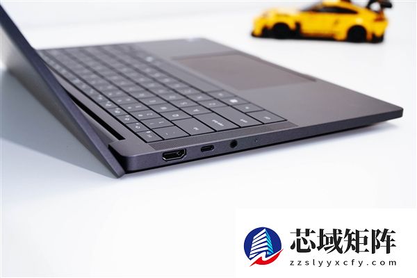 双层OLED触控屏观感惊艳 戴尔Pro 14 Premium上手