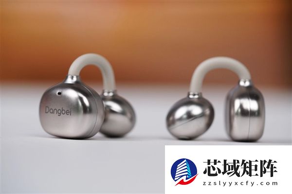 耳机盒居然带屏幕！999元当贝Air 1图赏