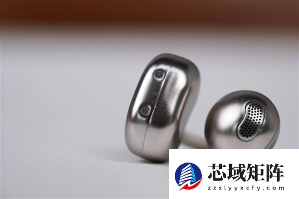 耳机盒居然带屏幕！999元当贝Air 1图赏
