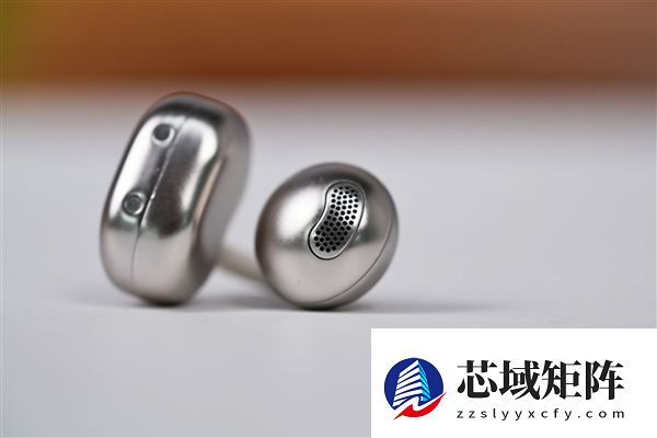 耳机盒居然带屏幕！999元当贝Air 1图赏