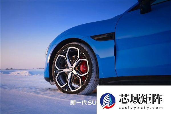预售22.99万元起！新一代SU7实拍图公布 雷军：底盘大升级 驾驶感更出色