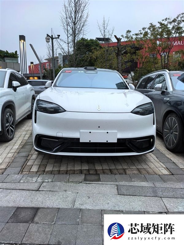 25万价位的大爆款来了 全新问界M6实车多方位展示