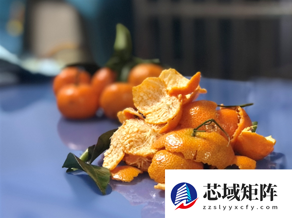 过年狂炫砂糖橘 我妈说我脸黄得像村口大黄狗