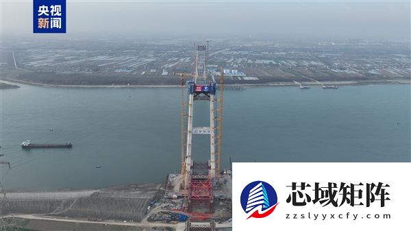 基建狂魔新纪录：世界最大跨度双层斜拉-悬索协作大桥主塔封顶