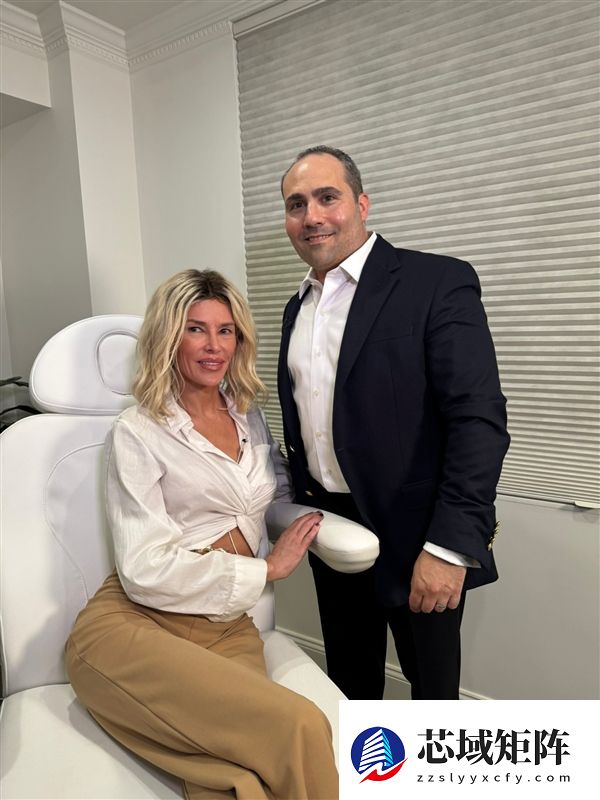 假体破裂导致面部受损