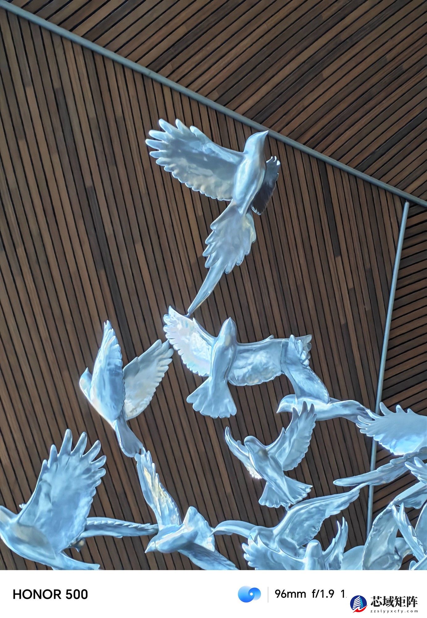 2025年2000元档位最值得买的手机：荣耀500全能出圈