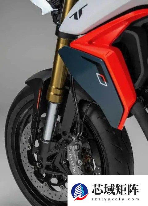 贝纳利发布2026款TNT550街车，意式美学与高性价比来袭