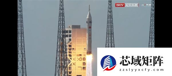 我国载人登月重要进展！长十火箭托举梦舟飞船点火升空