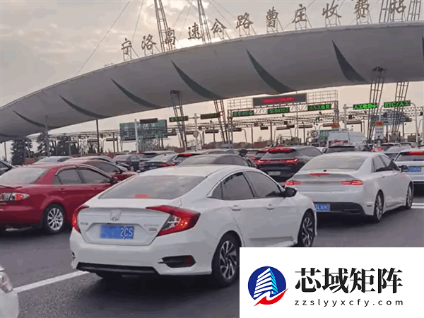 第一批返程的人已堵哭！有人堵了24小时：多条主要高速明显缓行