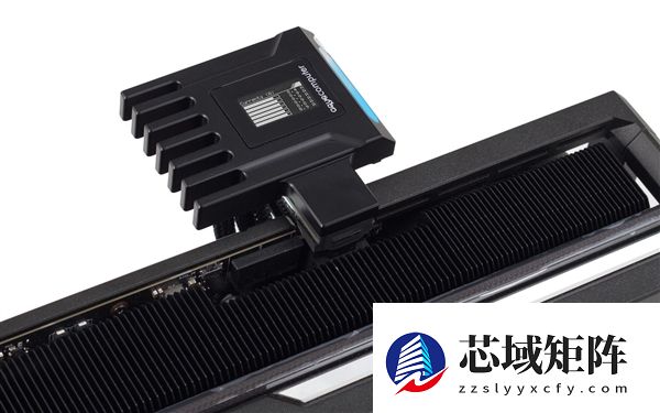 终结烧卡！德国水冷厂推智能12V-2X6转接头：主动分配电流防过载