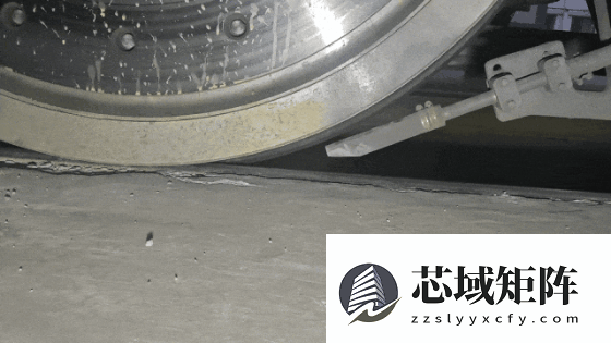 见过火车“揉眼睛”吗? 见过火车后视镜吗?