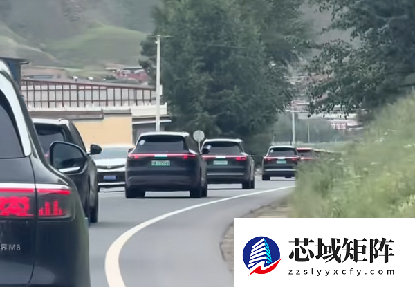 数据说话！2026年华为乾崑春节出行报告出炉：有车单日跑2266公里