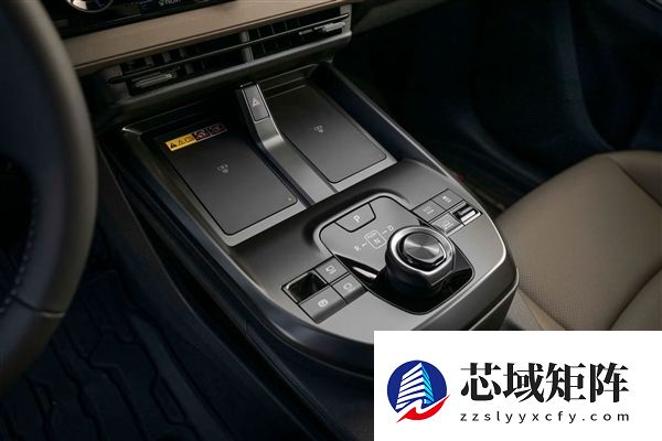 丰田全新电动跨界车bZ Woodland