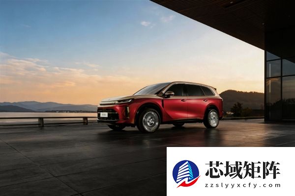 豪华感拉满！华境S炽焰鎏金色官图发布：采用迈巴赫同款双拼车身