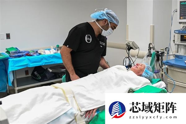 假体破裂导致面部受损